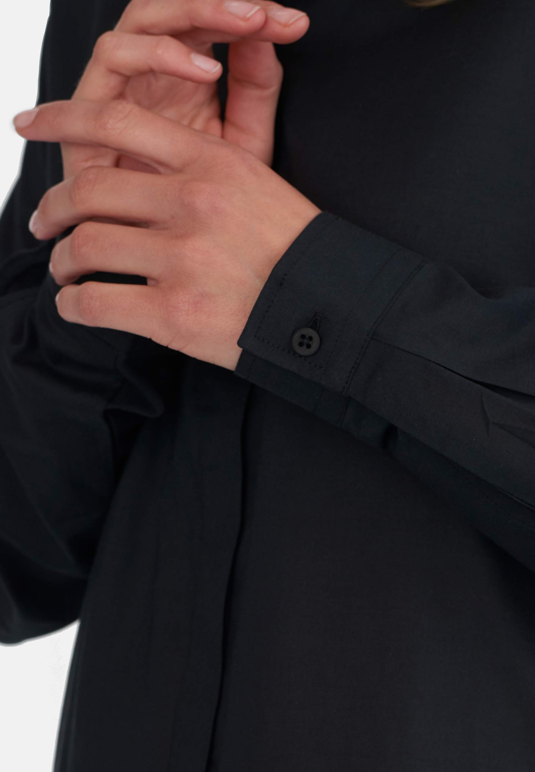 GROBUND Edith skjorten - den klassiske i sort