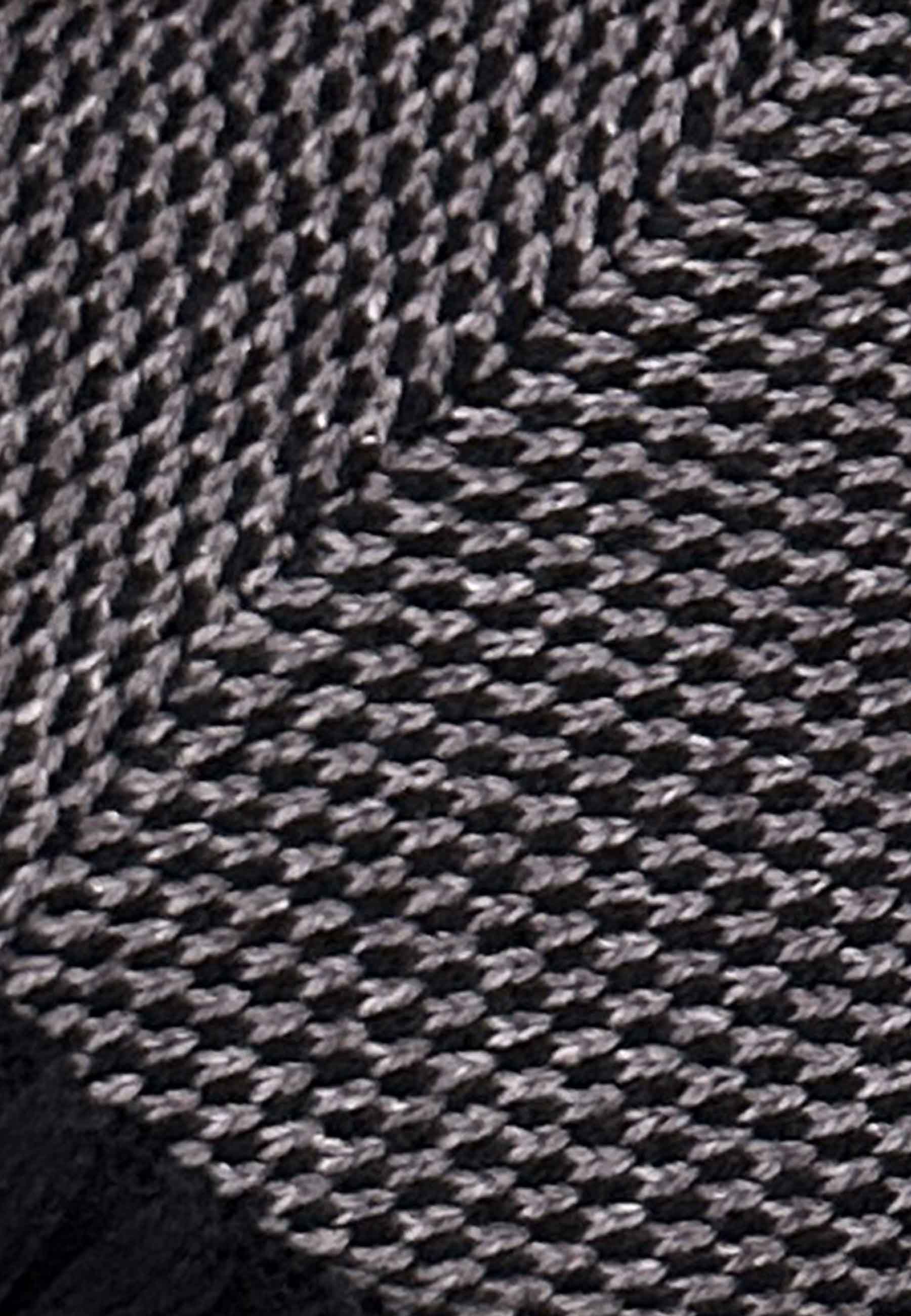 GROBUND Hilde uldstrik - den sorte