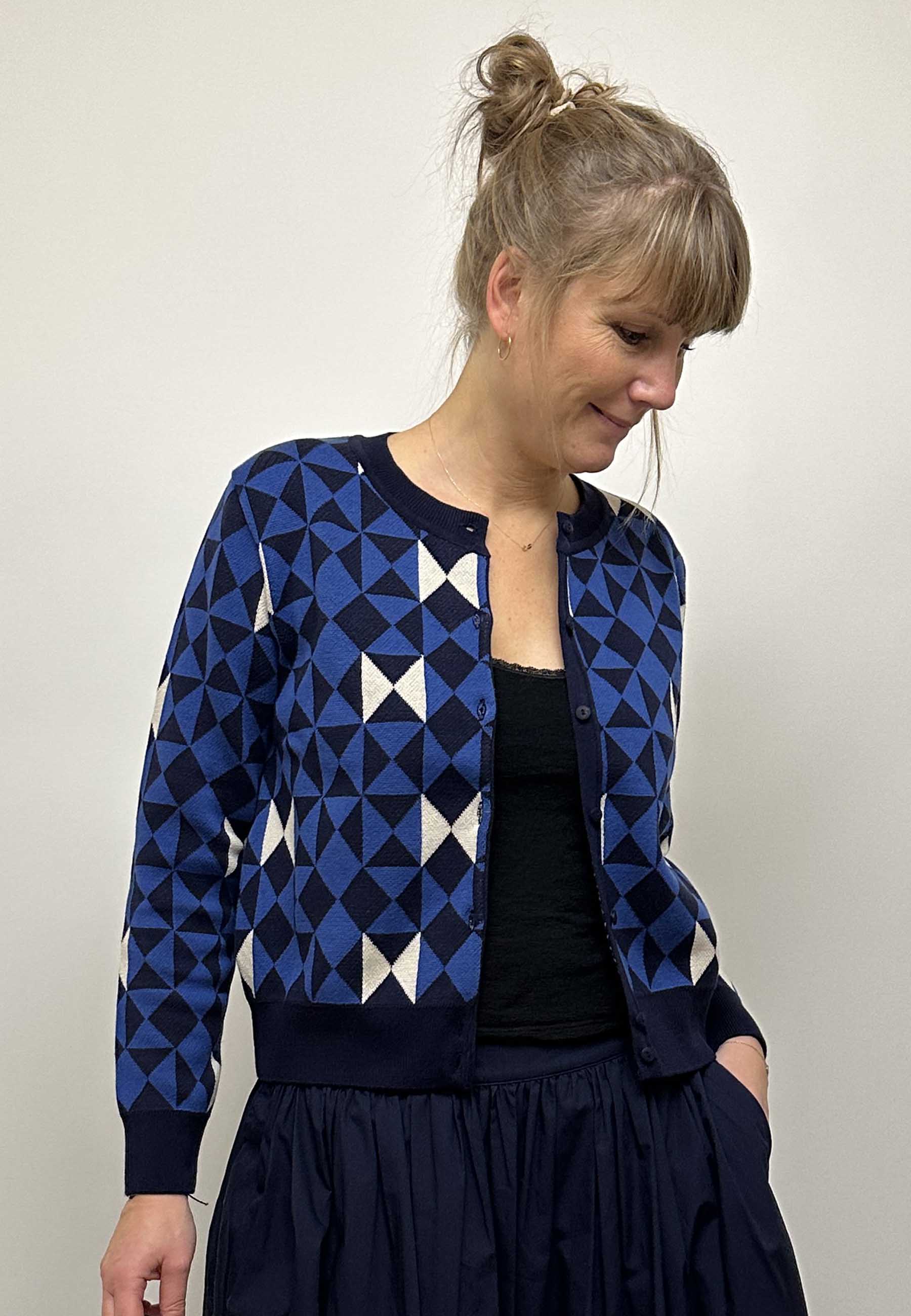 GROBUND Lydia cardigan - Bow Quilt blue