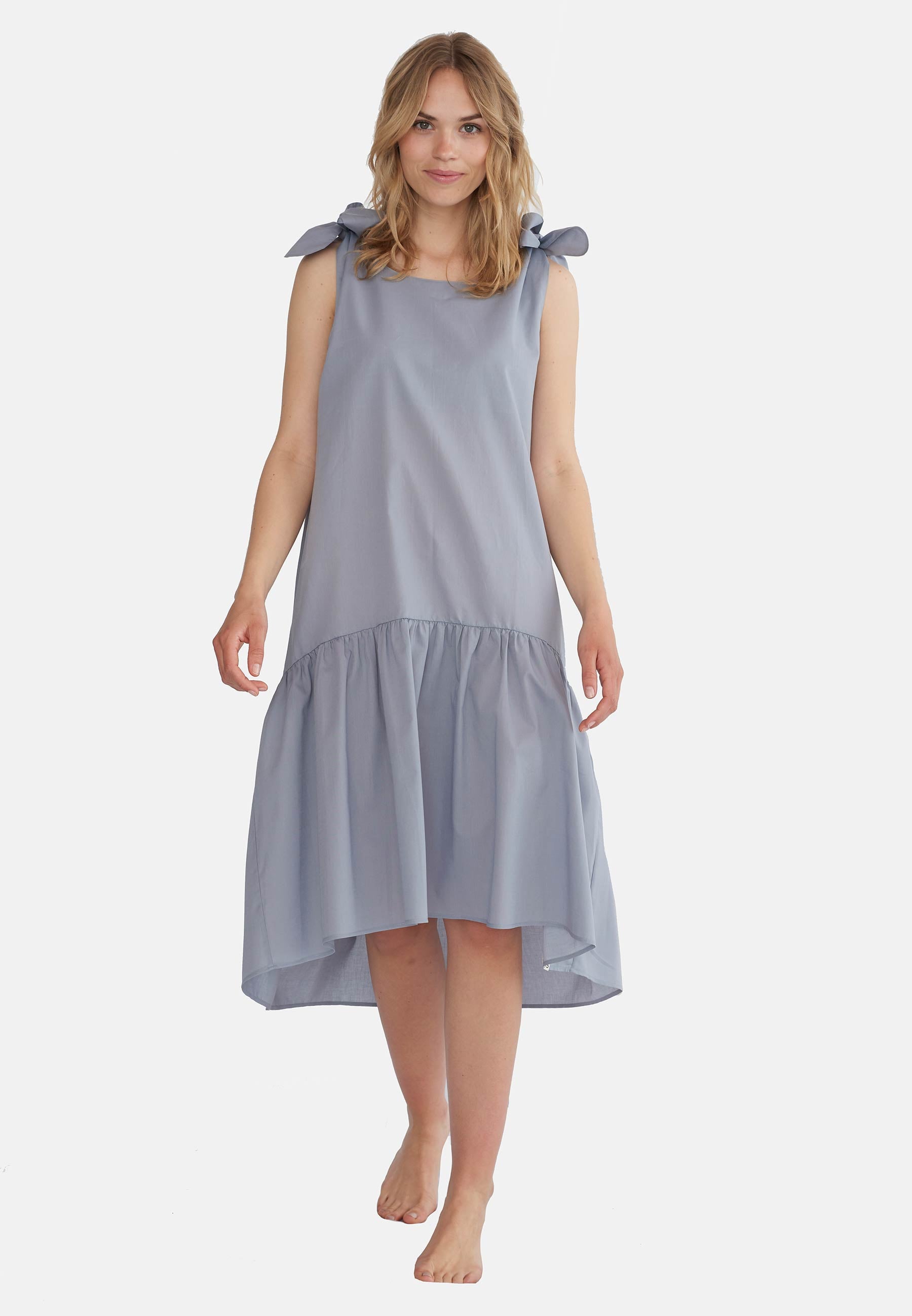 GROBUND Dagmar kjolen - den boheme med sløjfer i himmelgrå