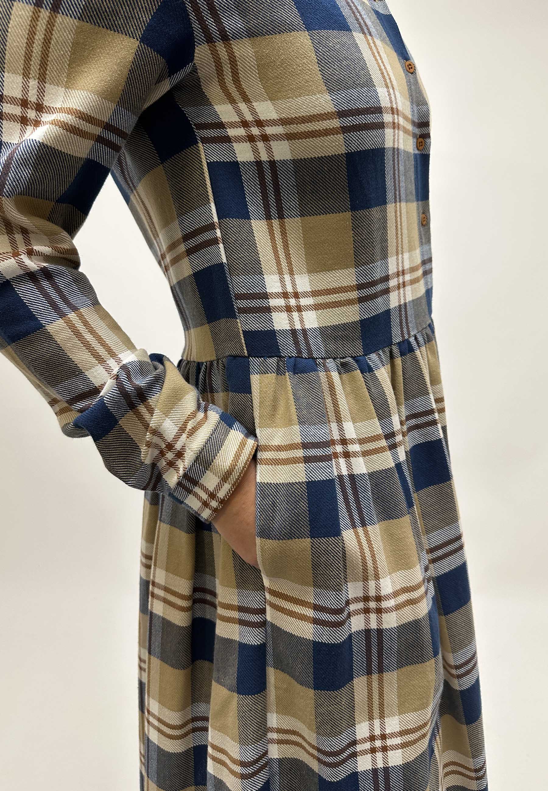 GROBUND Olga kjolen - den i tern sand/blå