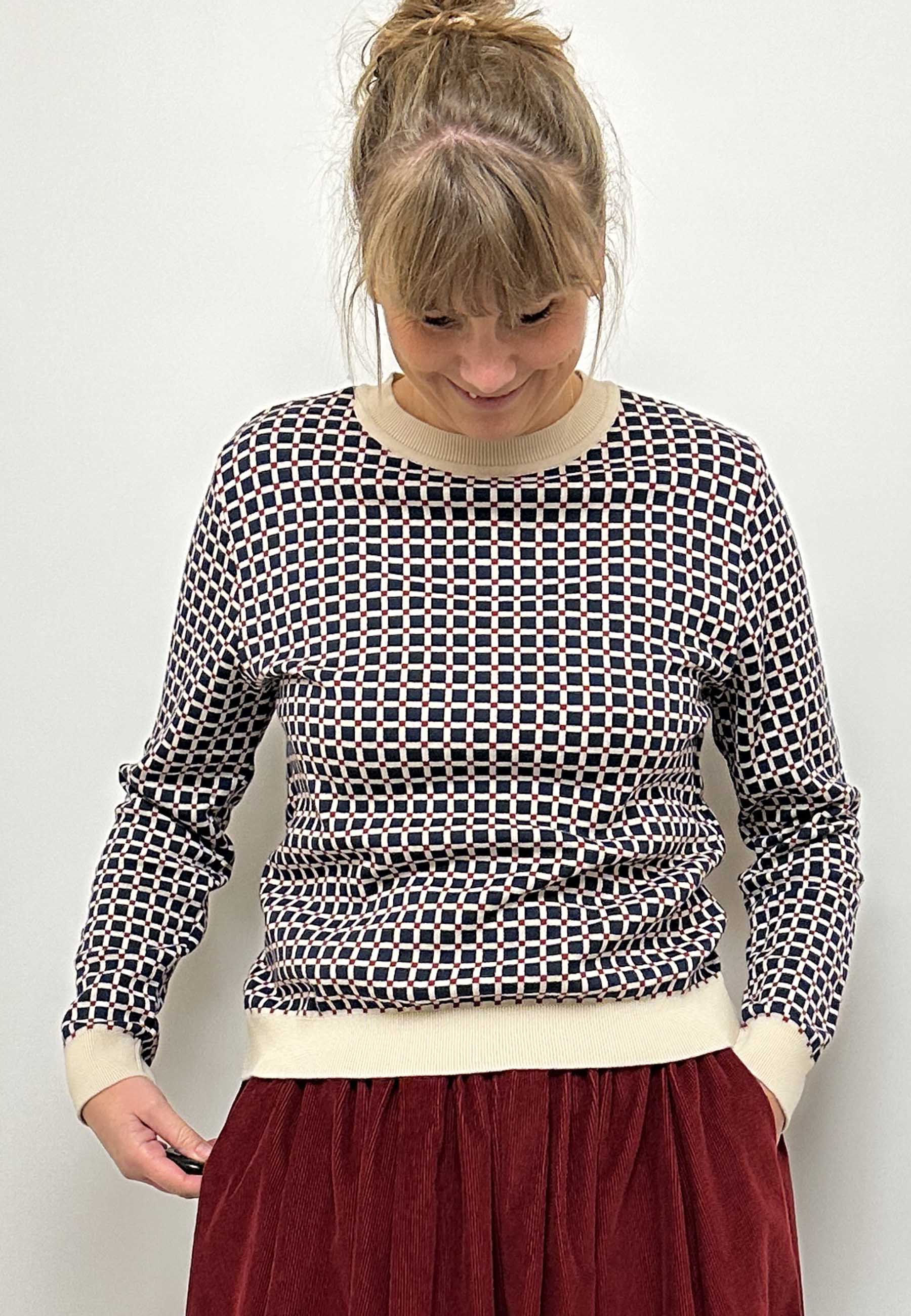 GROBUND Frida strik bluse - den med mosaiktern